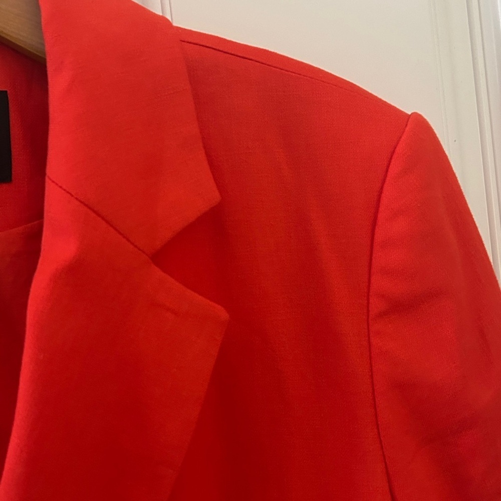 Banana Republic Vibrant Red Linen Blazer - Picture 4 of 11